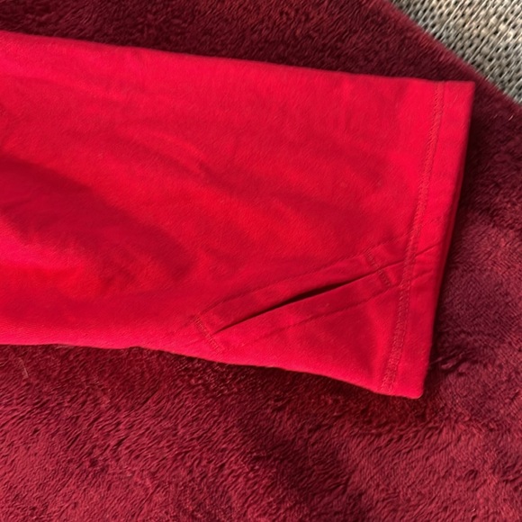 Climate, right red long sleeve,tshirt extra large, with two slits on the sleeves - Picture 4 of 4